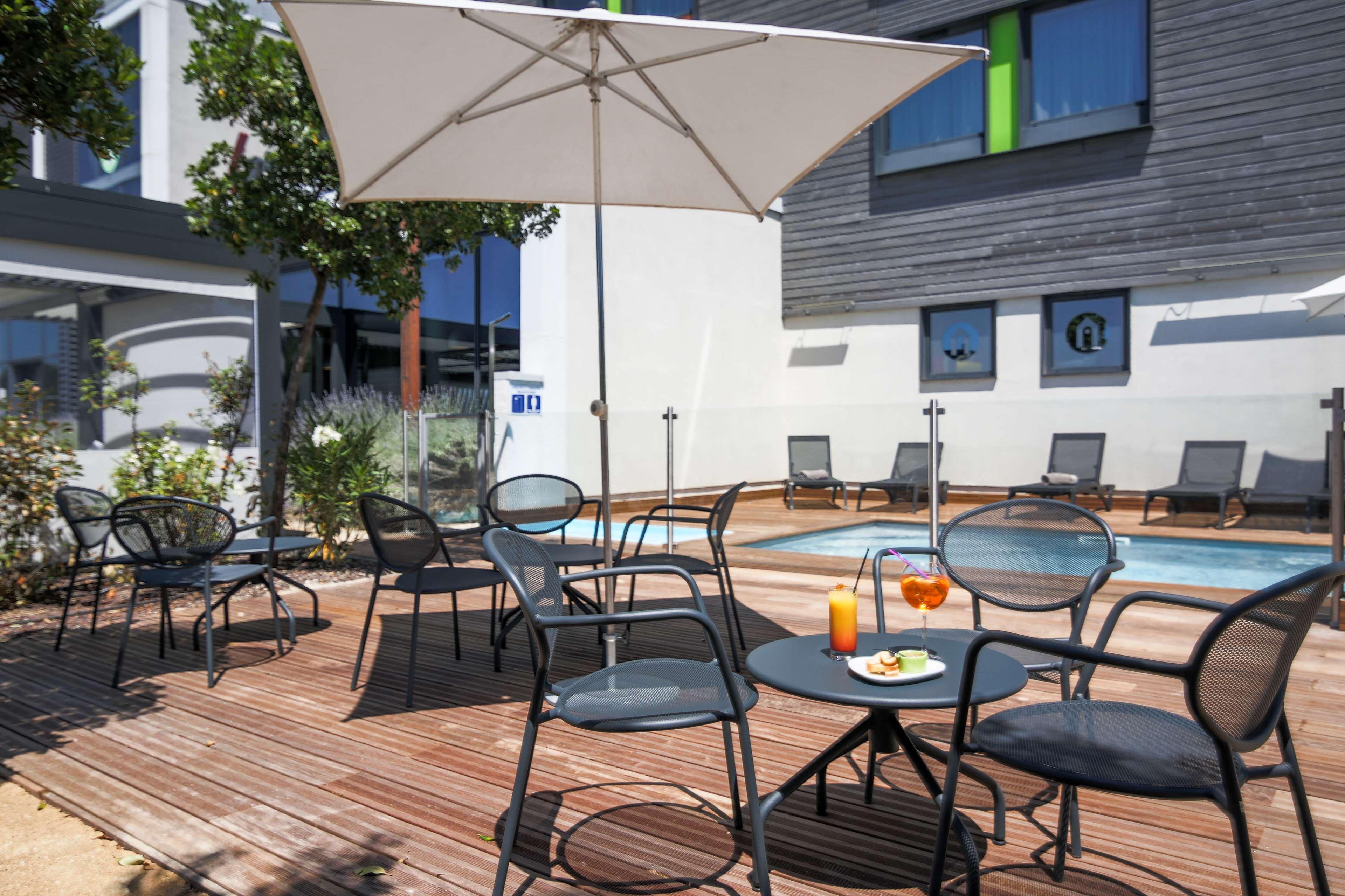 Campanile Carcassonne Est - La Cite Hotel Exterior photo